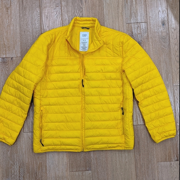 Gap Men's Yellow Puffer XL Jacket - Picture 1 of 5